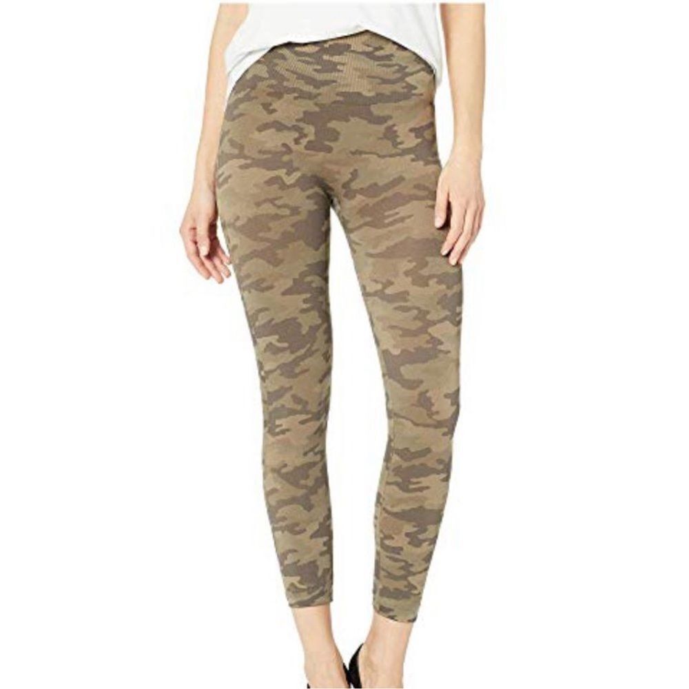 SPANX Look At Me Now Cropped Seamless Leggings Size Large Desert Camo